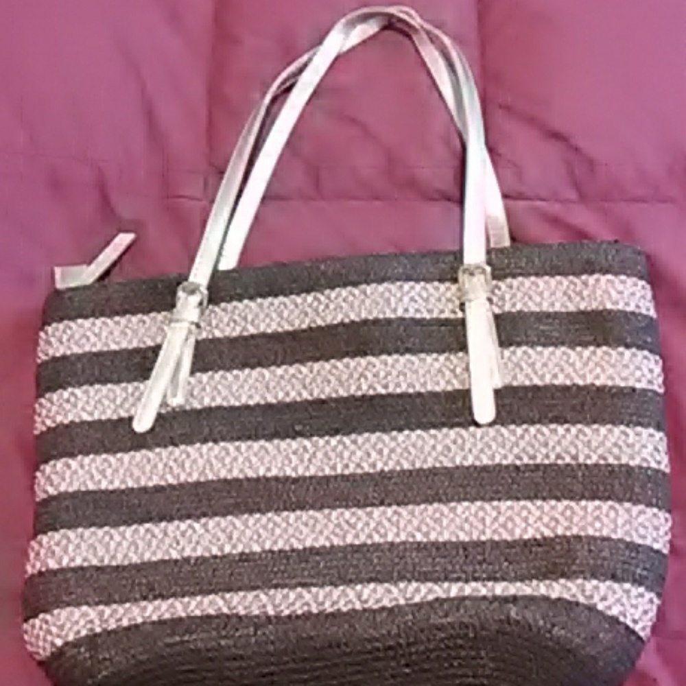 Tote handbag Great classy straw ~ Like New!